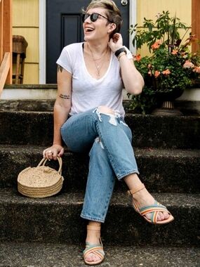 Levi's Wedgie Classic Light Blue Distressed Women’s Jeans